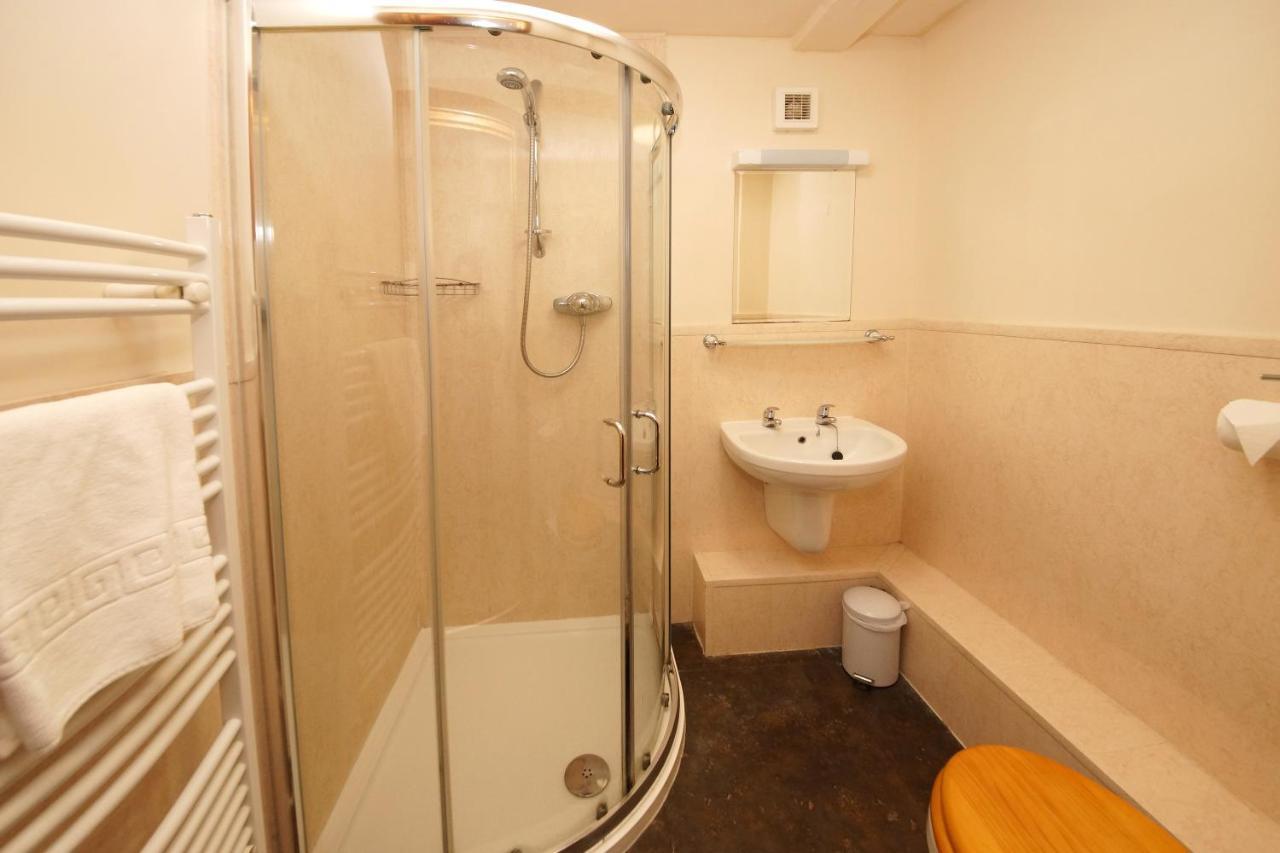 The 4* Yeovil